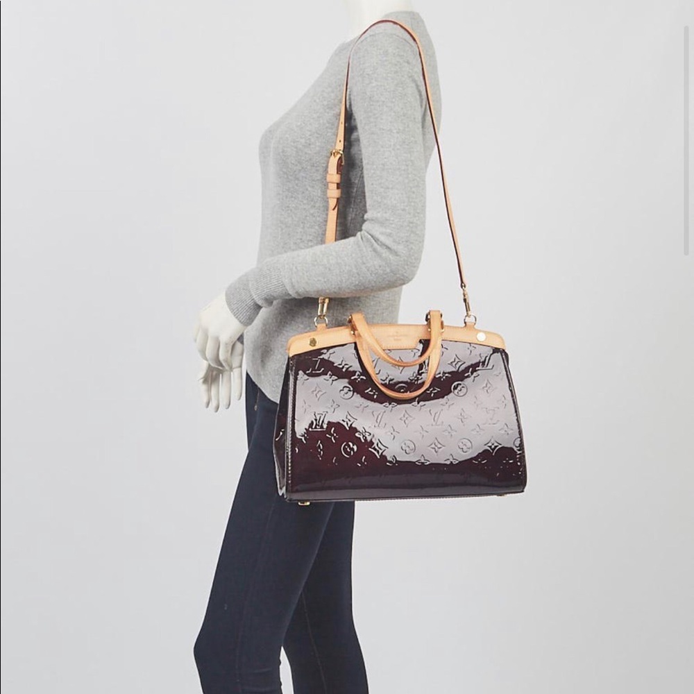 LOUIS VUITTON Brea GM Shoulder Bag - Picture 10 of 11